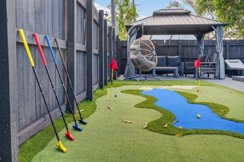 Mini golf course, Heated Pool Home - Mini Golf & Soccer & Firepit in Emerald Hills