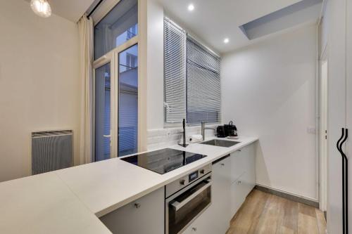 Modern apartment -2BR/6P- Oberkampf/République - image 8