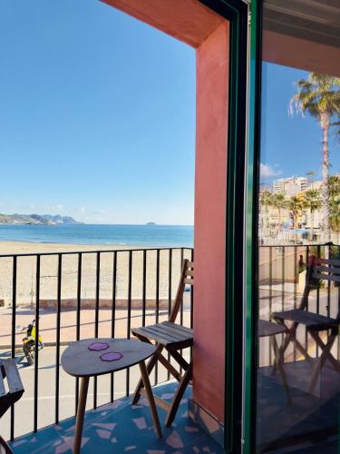 Jellyfish Seafront Boutique Studio with Jacuzzi