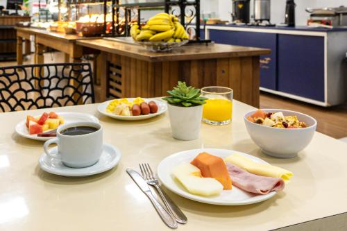 Comida y bebida, Travel Inn Express Hotels Bras in São Paulo