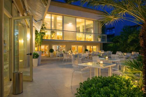 外部景觀, HOTEL TRIONFAL - Fronte Mare - Vicinissimi al Centro in 米蘭馬瑞提那