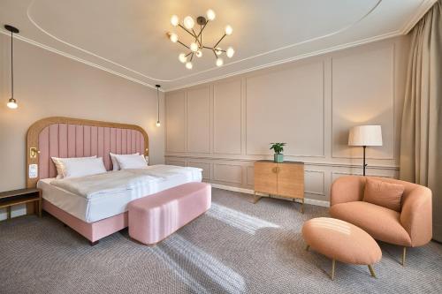 帕拉提紐斯大酒店 (Palatinus Grand Hotel) in 佩奇市中心