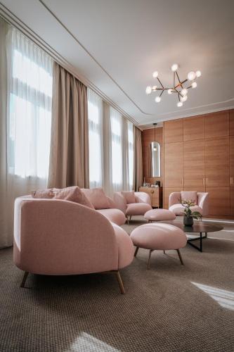 帕拉提紐斯大酒店 (Palatinus Grand Hotel) in 佩奇市中心