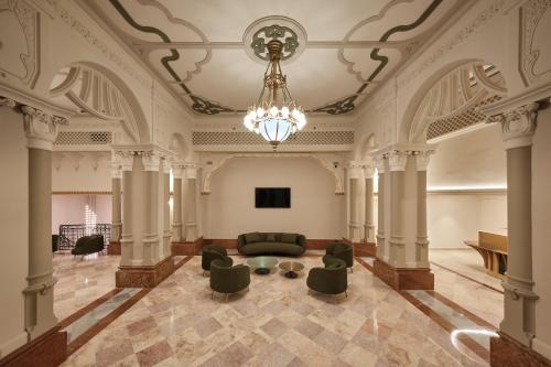 帕拉提紐斯大酒店 (Palatinus Grand Hotel) in 佩奇市中心