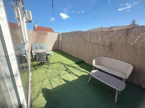 Exterior view, La discrete romantique, appartement avec jacuzzi in Charavines