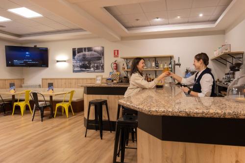 Pub/Lounge, Hotel Encamp in Encamp