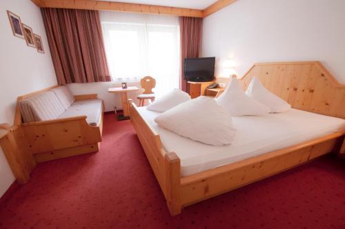Hotel Alpenfriede - image 7