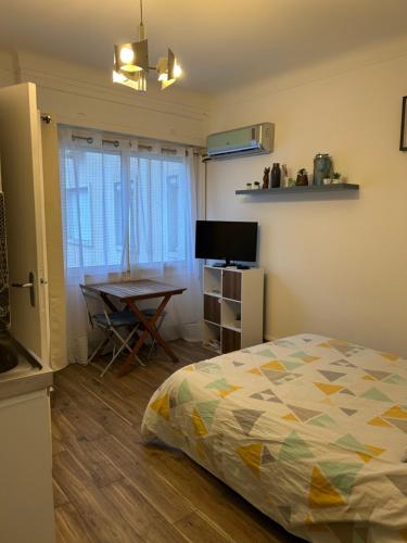 Studio ANTIBES CENTRE in Antibes City Center