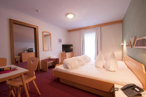 Hotel Alpenfriede - main image
