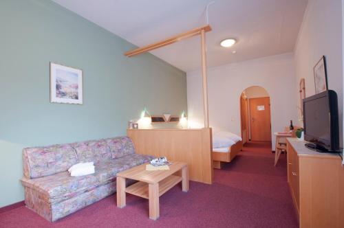 Hotel Alpenfriede - image 5