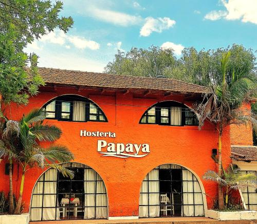 Papaya Hosteria