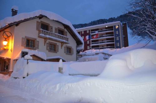 Relais Mont Jura Adults Only - Accommodation - Lelex
