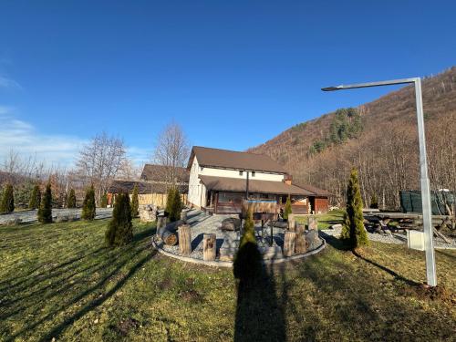 Casă de vacanță TOTO (Casa de vacanta TOTO) in Sebesu De Sus
