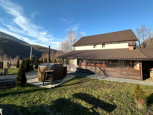 Casa de vacanta Cabana Toto in Sebesu De Sus