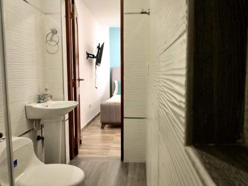 apartamentos amoblados o hotel en Cartagena para arriendo por día desde 330 mil pesos hasta 600 mil mil pesos colombianos