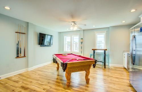 4056 - Tight Lines & Tan Lines - image 6