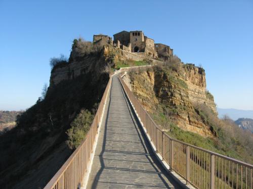 Case di Civita