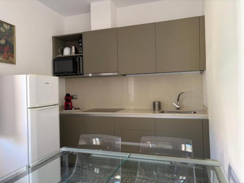 Konyha, Apartamentos Nouvilas in Portbou