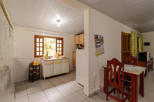 館内設備, Casa com Piscina e Churrasqueira em Juquiazinho in ジャルジン アンジェラ