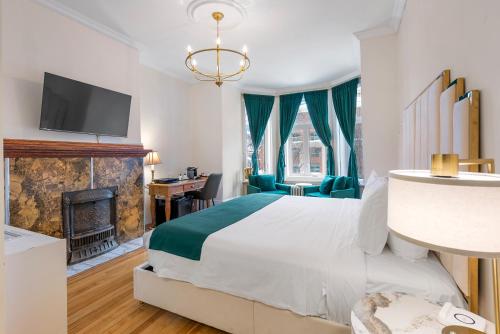 room detail thumbnail 0