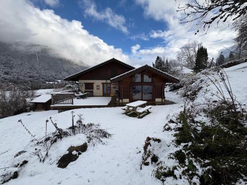 chalet des sources in La Riviere-Enverse (Rhone-Alpes)