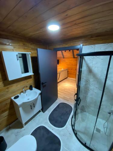Vannas istaba, Yıldız Otel Dağ Evi (Yıldız Otel Dag Evi) in Zilkale