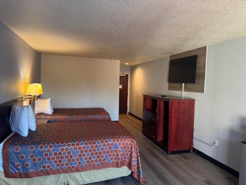2 double beds
