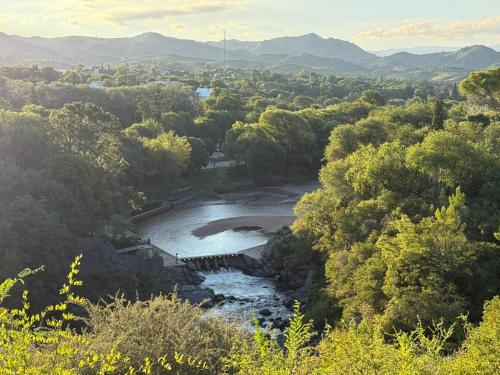 Tuvākā izklaides vieta, Cabañas El Mirador (Cabanas El Mirador) in Alpa Corral