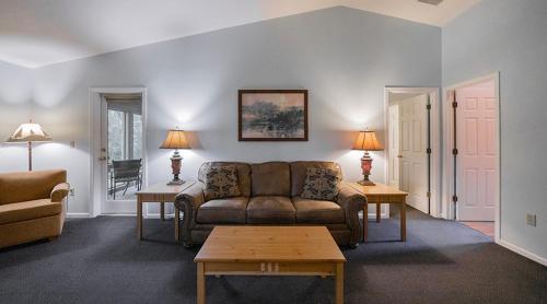 Telemark Northwoods Lodging - image 5
