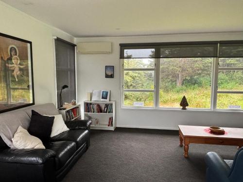 Saint Karas Retreat Cottage in Kaikohe