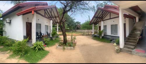 Hotel krish in Pasikuda