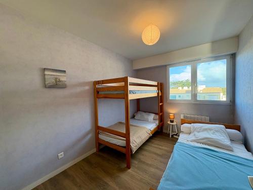 Appartement 2 chambres spacieux avec parking privé pour 6 personnes face à la mer - FR-1-323-333 - image 5