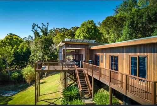 Repton River Views - 2 houses & jetty onto river in Repton
