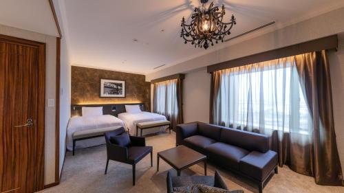 room detail thumbnail 1