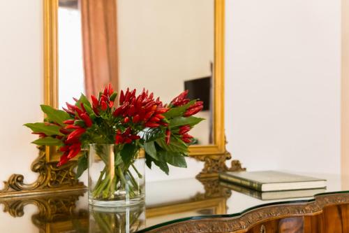 Affreschi Su Roma Luxury B&B – Rome