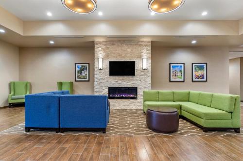 Comfort Suites San Antonio Ft. Sam Houston/SAMMC Area - image 9