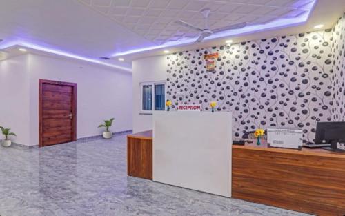 RROOMS Elite Hotel P S Palace in Lucknow