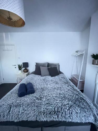 Cosy Spacious Room Room Type - Double Room with Private Bathroom