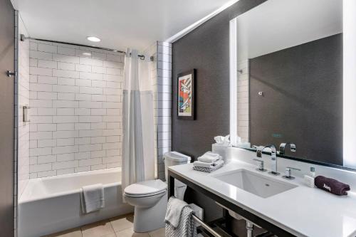 Cambria Hotel LAX Room Type - Suite, 1 King Bed, Non Smoking Cambria Hotel LAX Room Type - Suite, 1 King Bed, Non Smoking