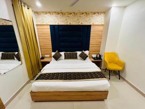 room detail thumbnail 0