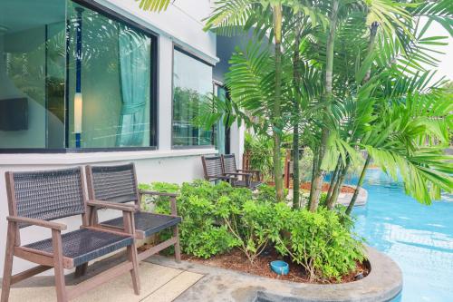Balcony/terrace, Holiday Style Ao Nang Beach Resort, Krabi in Krabi