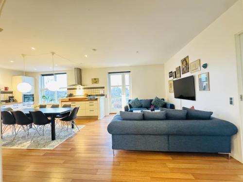 Kitchen, aday - 5 bedrooms modern living apartment in Langholt in Vodskov