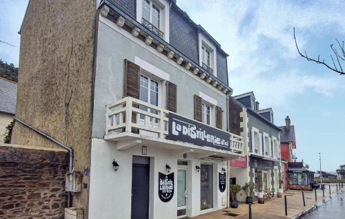 Amazing Apartment In Binic-Etables-Sur-Mer With Harbor View - Location saisonnière - Binic-Étables-sur-Mer