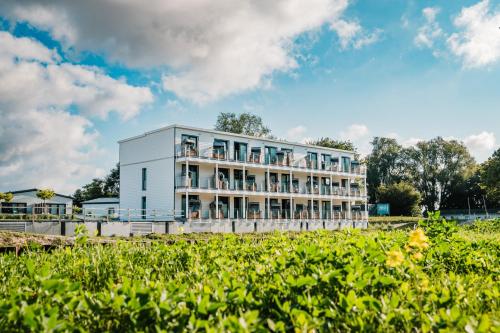 Marina Martinshafen - Lotsenhaus - Rügen