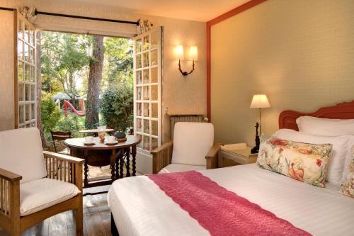 room detail thumbnail 0