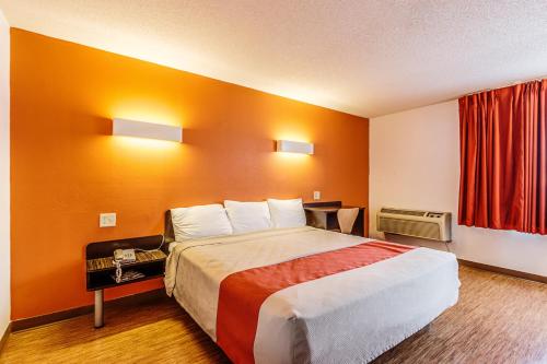 Motel 6-Wisconsin Rapids, WI