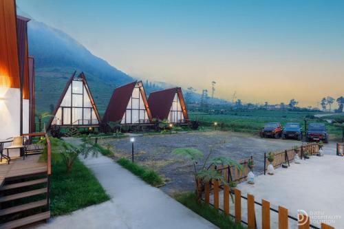 Фасада на хотела, DIENG CERIA RESORT in Sumberejo