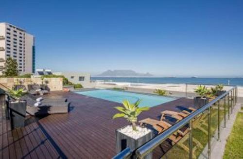 Ocean view penthouse with terrace - image 2