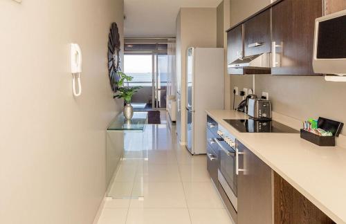 Spacious studio with breathtaking sea views - image 11