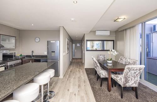 Apartment with terrace and private splash pool - image 9